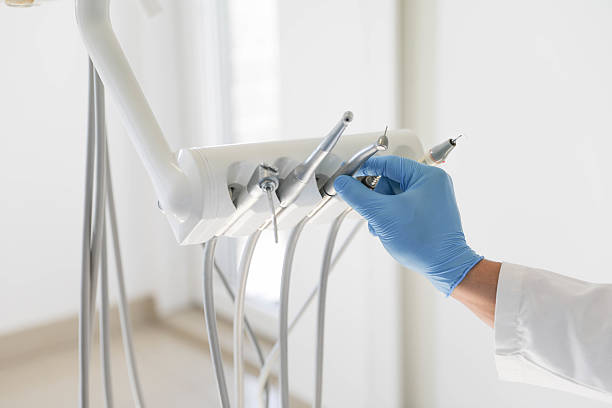 24/7 Emergency Dental Implants experts in Linn, MO